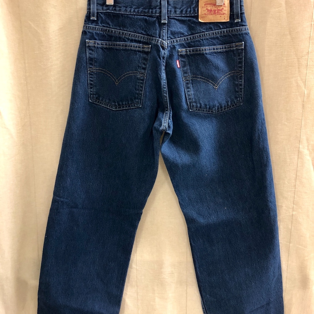 Levis - Picture 3 of 3